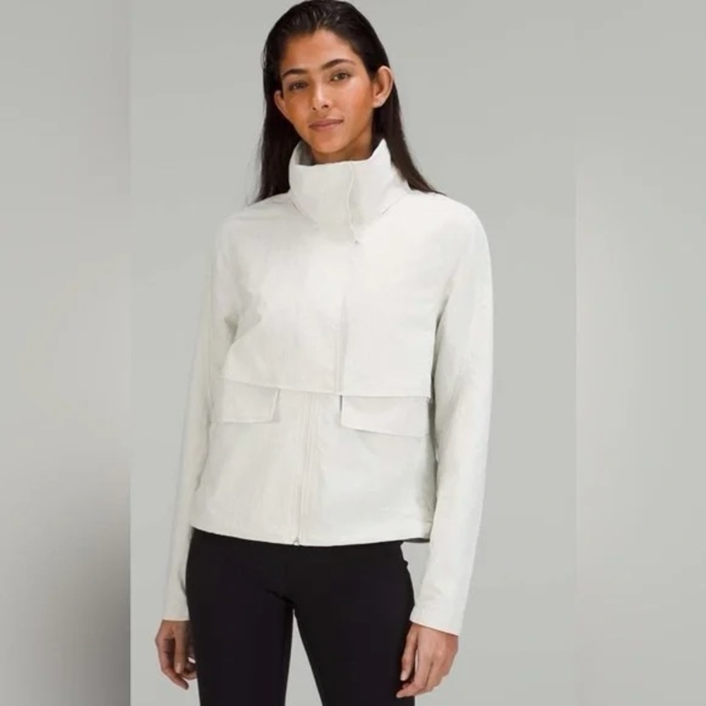 Lululemon Athletica Always Effortless Classic-Fit Jacket in Bone